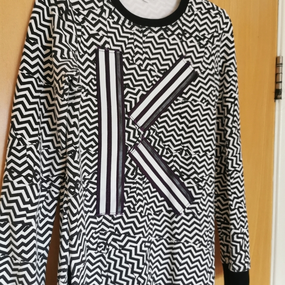 Girls KENZO Dress Age 11 12 Years Black White Sweater Large K - Picture 5 of 7